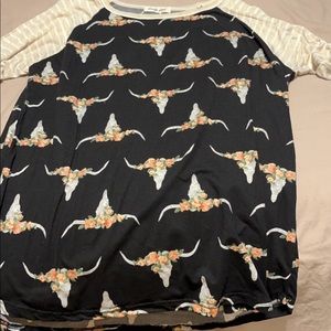 Long sleeved bull skull tee shirt